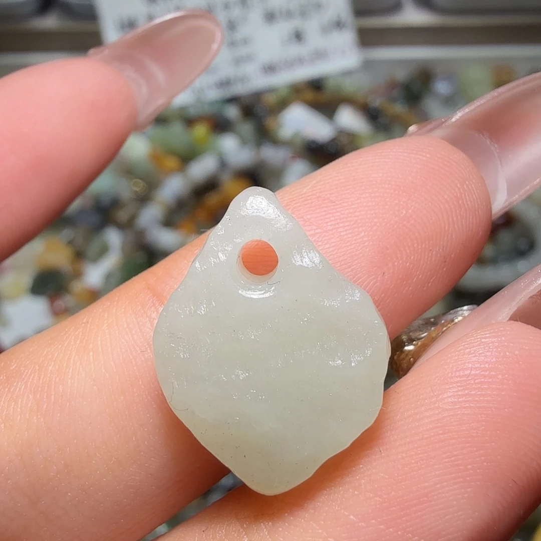 和田玉未镶嵌珠宝奇石