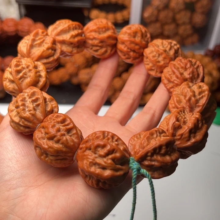 文玩核桃手串五爪金龙手持