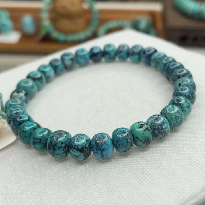 绿松石未镶嵌珠宝