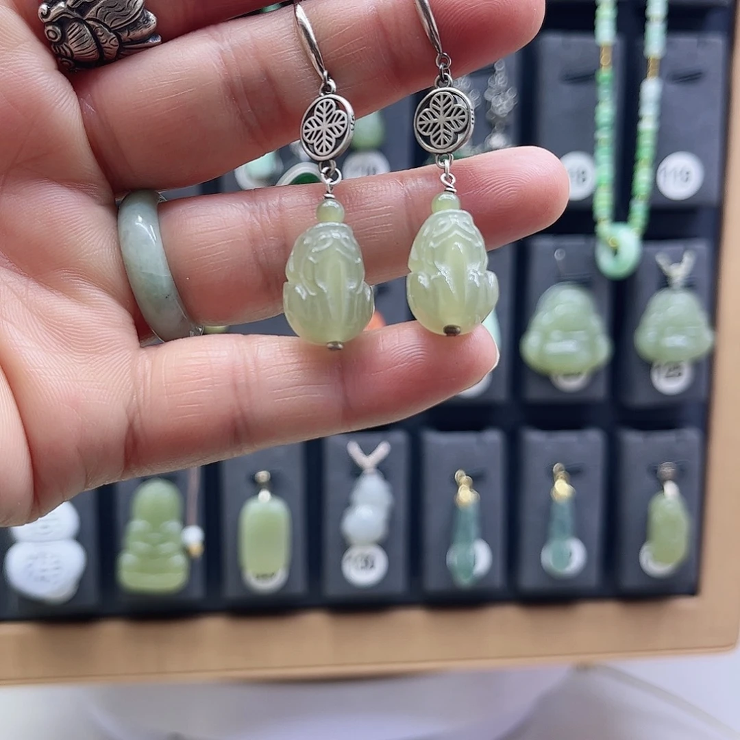 和田玉银S925镶嵌耳饰