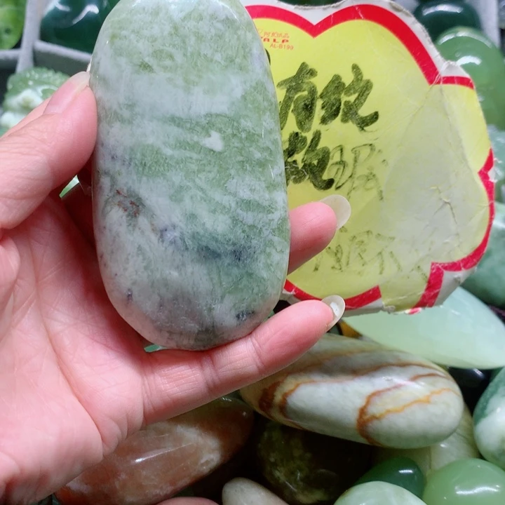 蛇纹石玉未镶嵌手把件