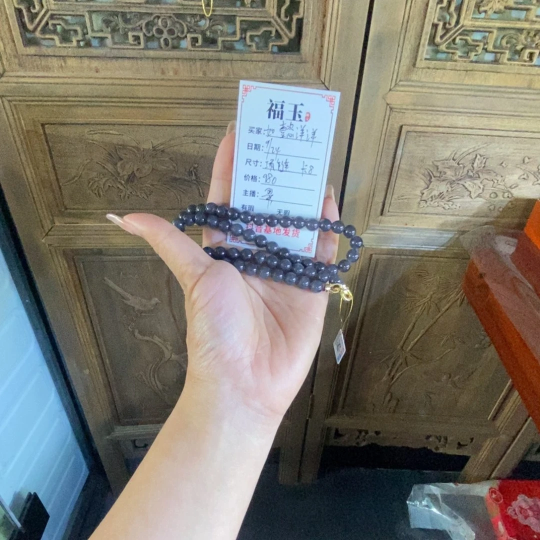 颈饰合金和田玉如**洋款式