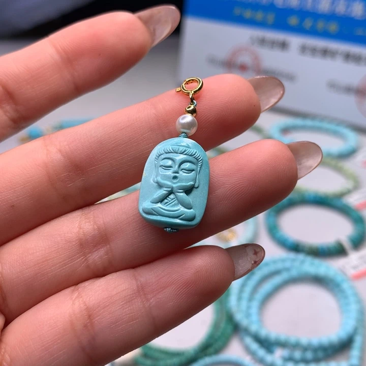 绿松石配饰未镶嵌