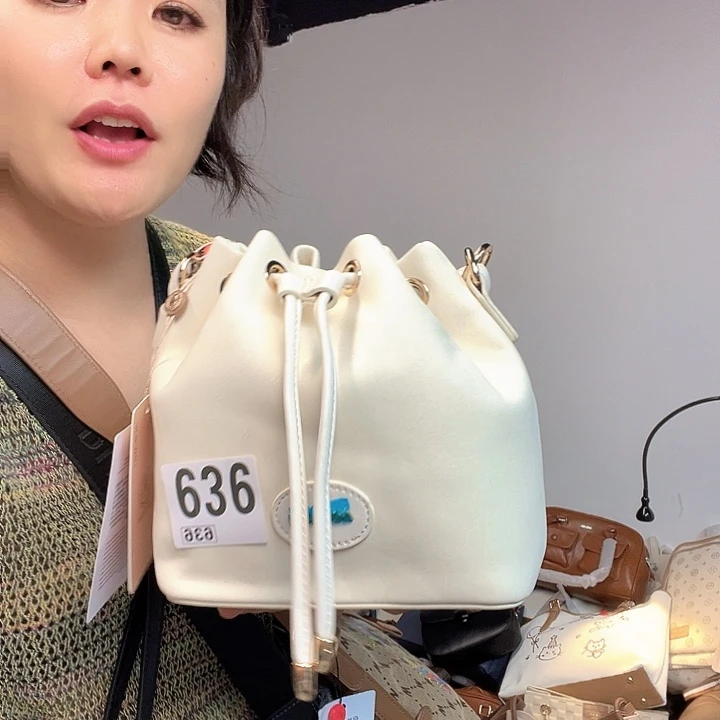 PVC包包包包包包吧