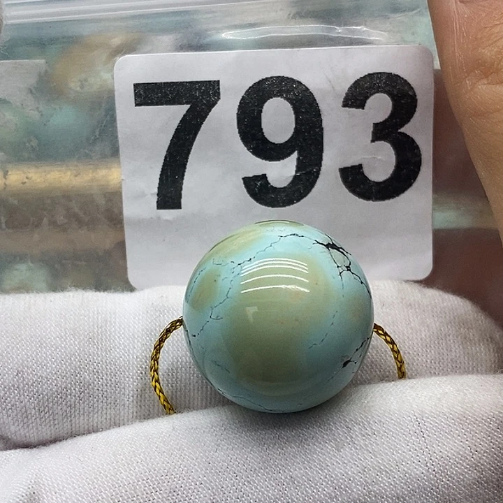 绿松石未镶嵌颈饰刚****）