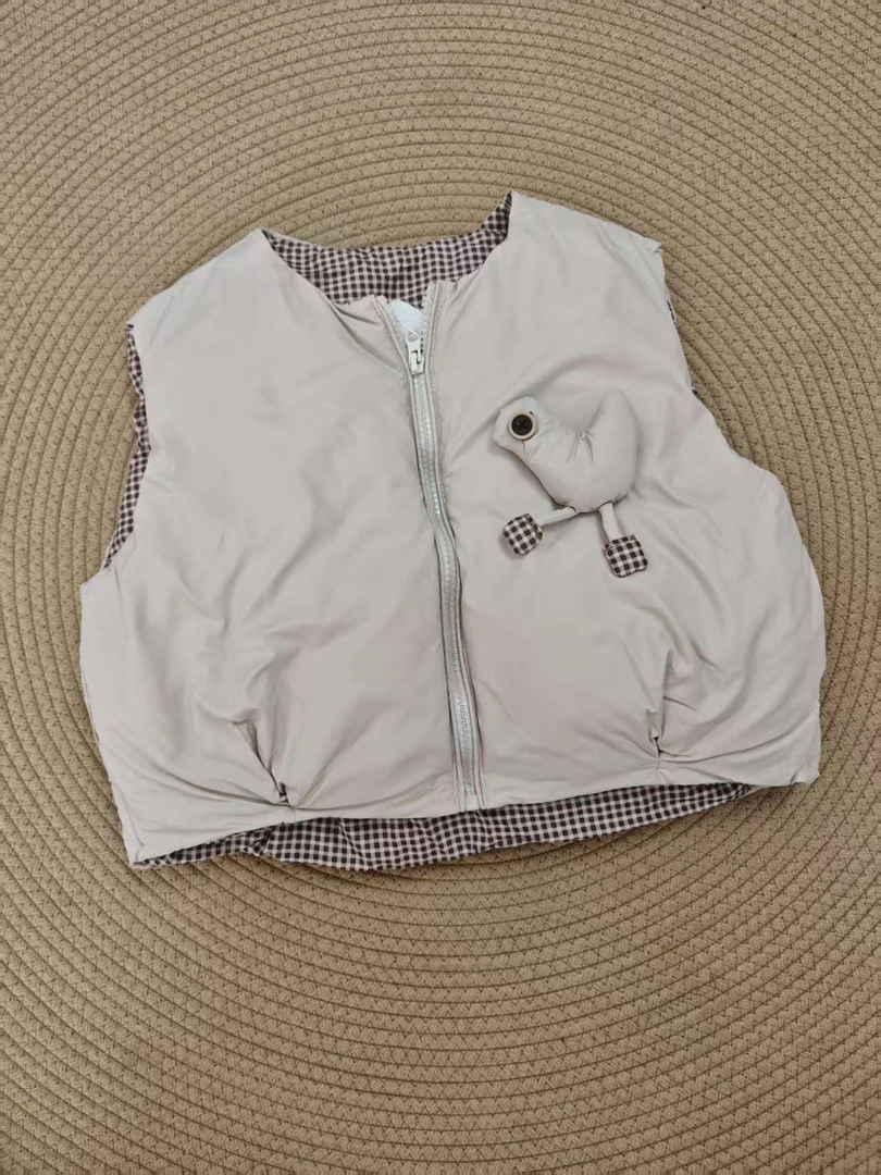 小童冬季卡通厚款女加厚女童立体卡通加棉马甲