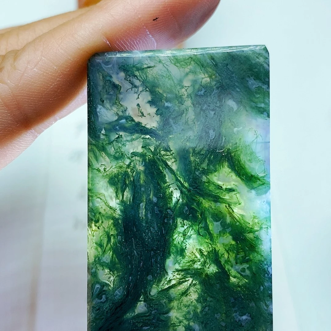 玛瑙/玉髓颈饰未镶嵌老***机