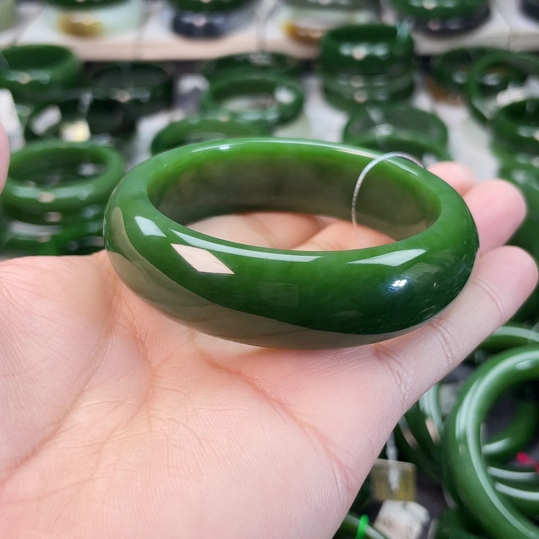 和田玉（碧玉）手镯未镶嵌