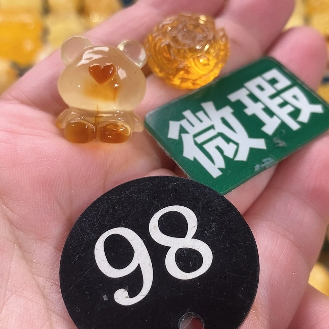 蜜蜡颈饰未镶嵌裸石