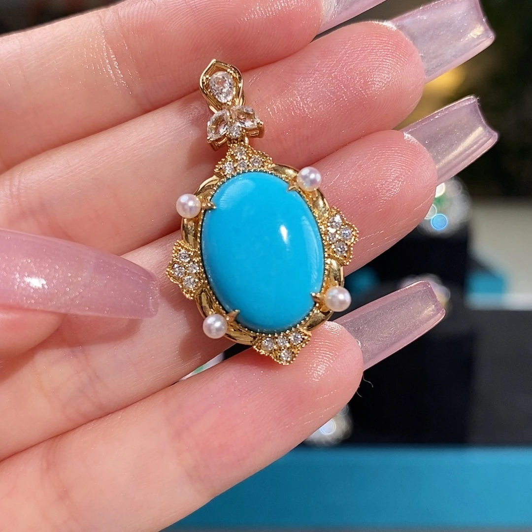 绿松石18K金镶嵌颈饰6.9ct吉尔德