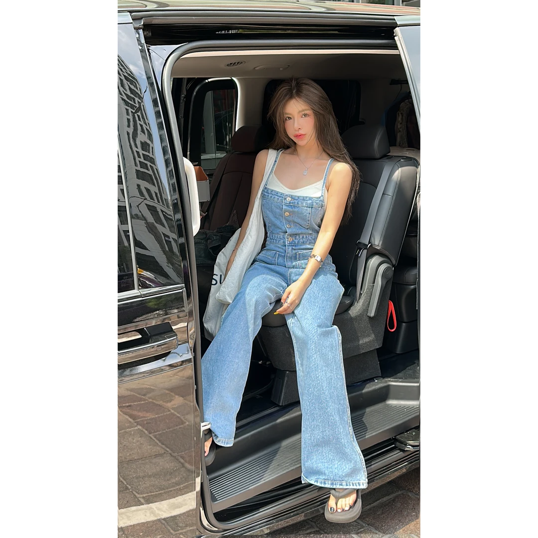 HuiHui【逃亡旅行】东大门牛仔吊带背带裤微喇背后绑带设计（A695）