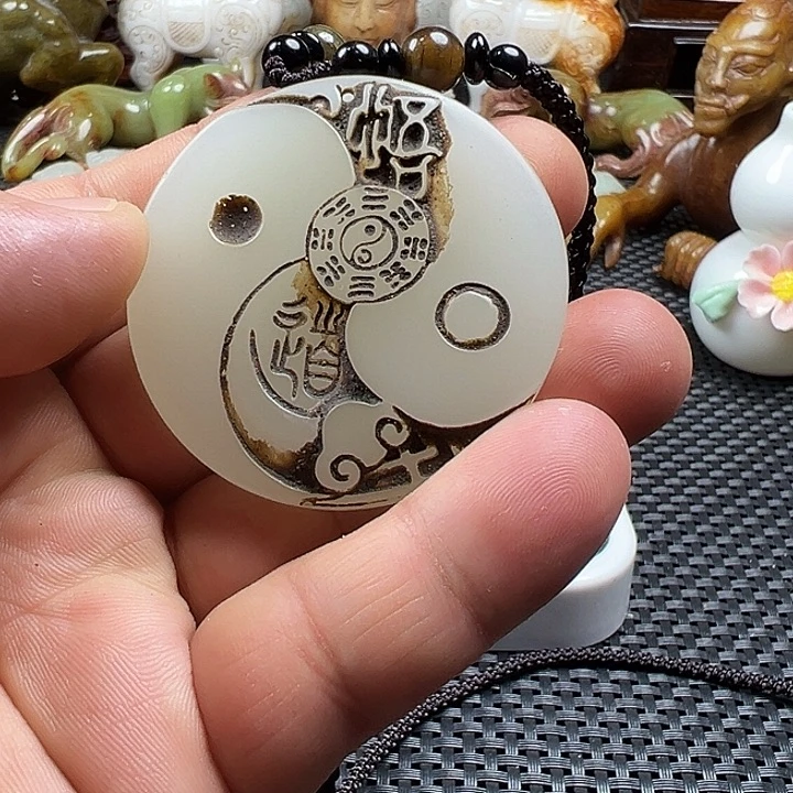 红***哥和田玉未镶嵌挂件