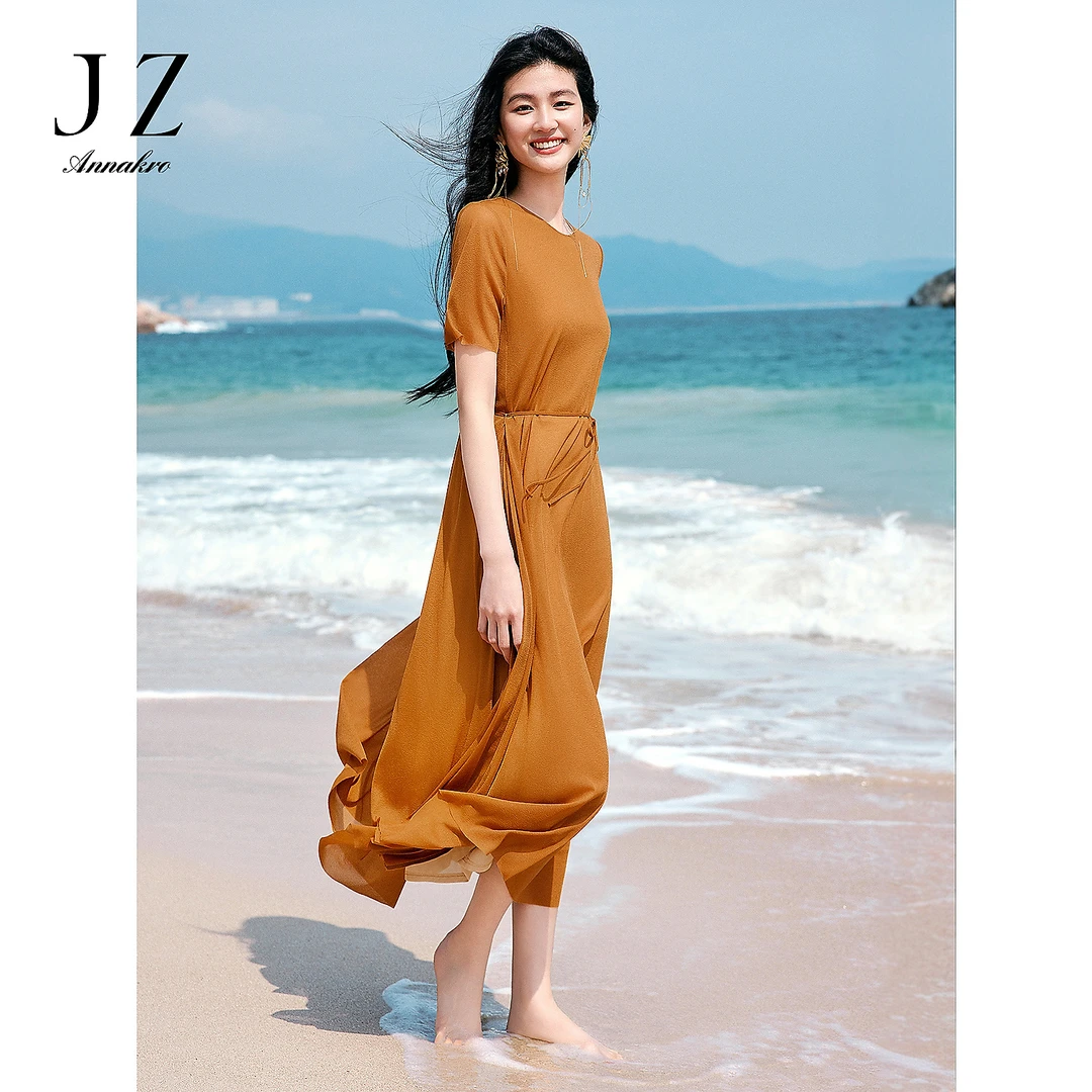 玖姿安娜蔻KWFX50092优雅通勤轻薄针织系带收腰连衣裙女2025夏