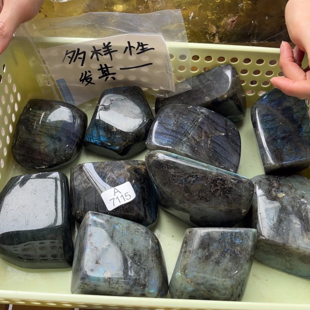 【闪购商品】未镶嵌水晶大型摆件（非配饰）多样性发其一