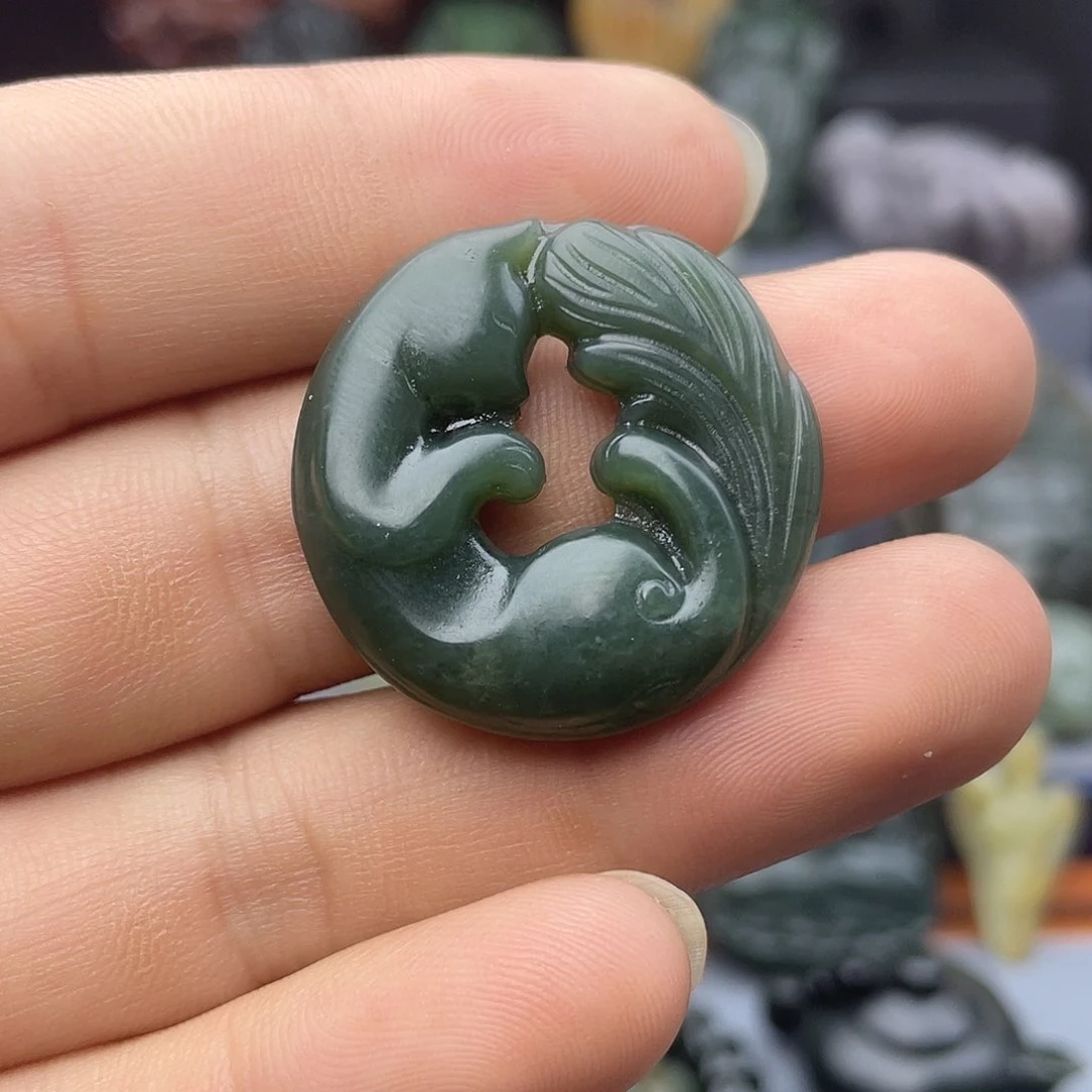 和田玉未镶嵌挂件