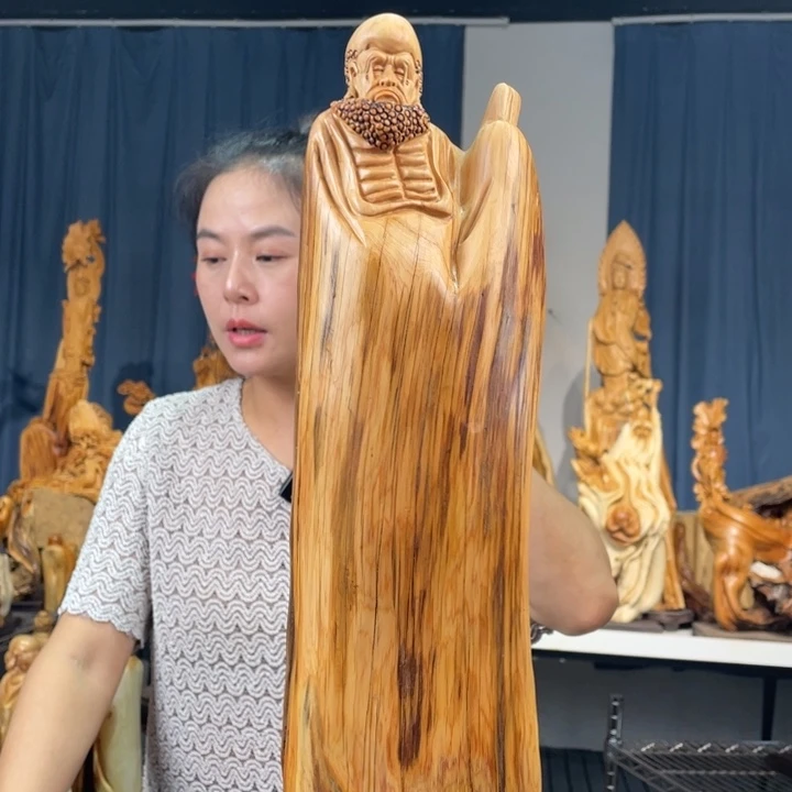 柏木（崖柏）随型摆件