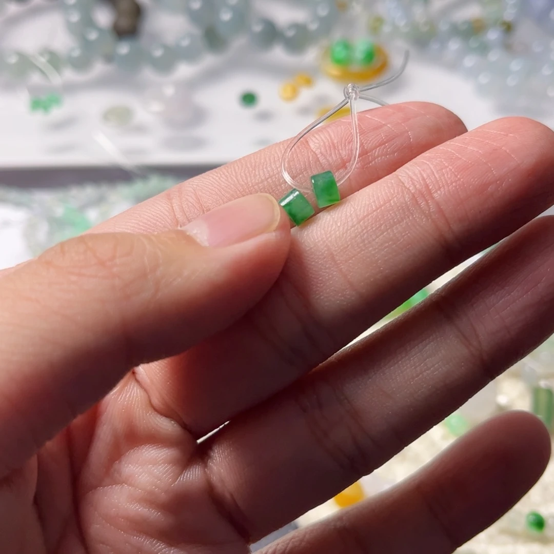 翡翠散珠司*天然缅甸A货珠子2颗买断不退换