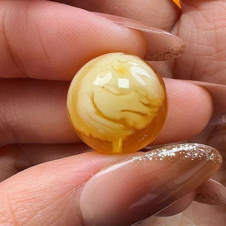 蜜蜡未镶嵌珠宝奇石