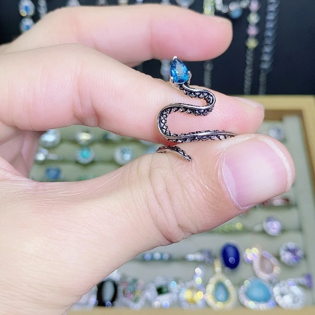 未镶嵌戒指托帕石