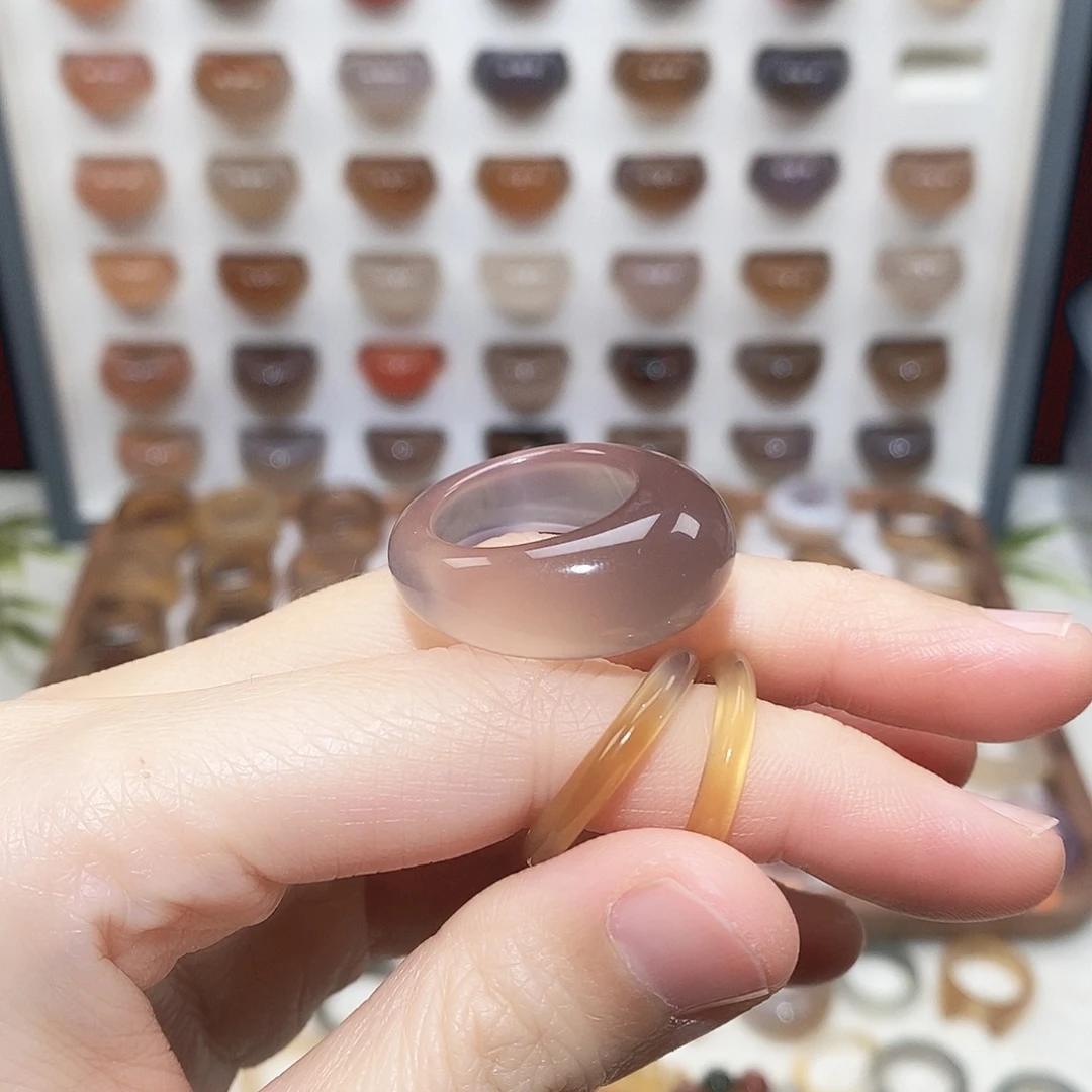 L***g玛瑙/玉髓未镶嵌戒指港15