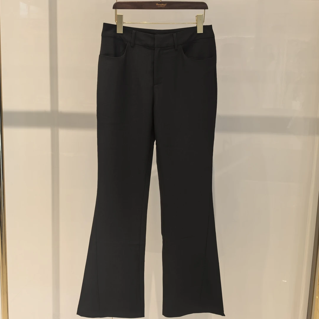 秋季新款喇叭裤时尚百搭舒适之选