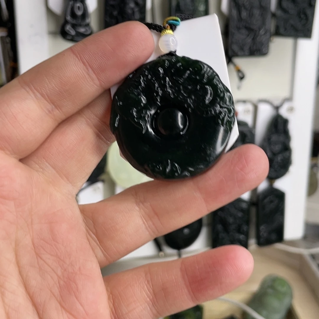 【闪购商品】岫玉颈饰未镶嵌o***i平安