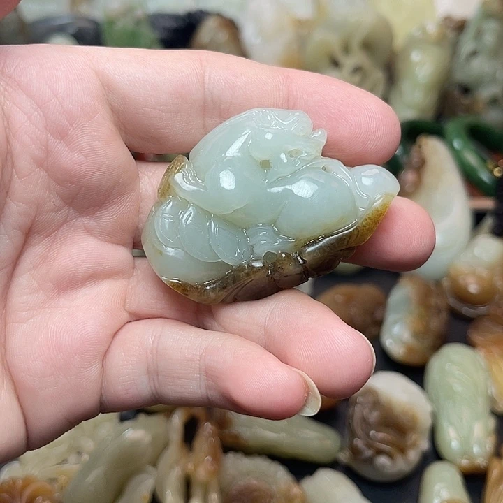 和田玉未镶嵌挂件