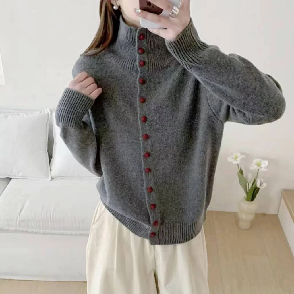 【红豆扣高领】简约纯色高领秋季软糯外穿针织开衫上衣7056