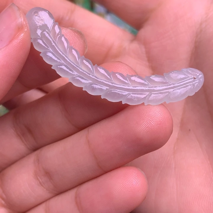 定制翡翠未镶嵌羽毛玉恒