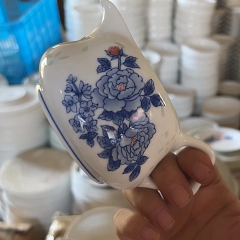 陶瓷手绘公道一个