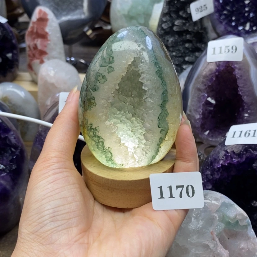 【闪购商品】未镶嵌大型摆件（非配饰）紫晶