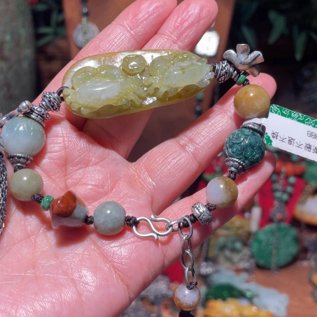 【闪购商品】颈饰未镶嵌翡翠