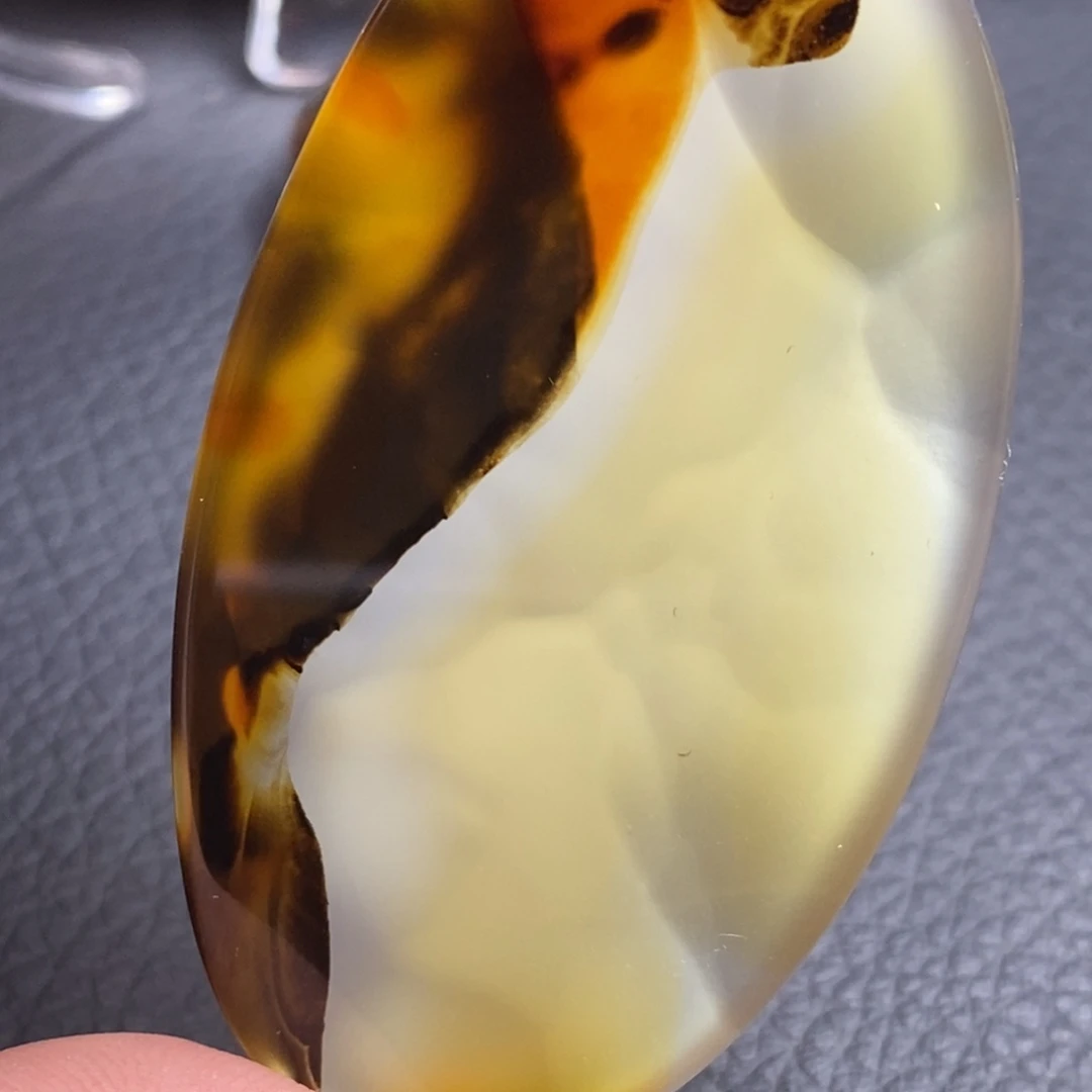 玛瑙/玉髓颈饰未镶嵌九***者