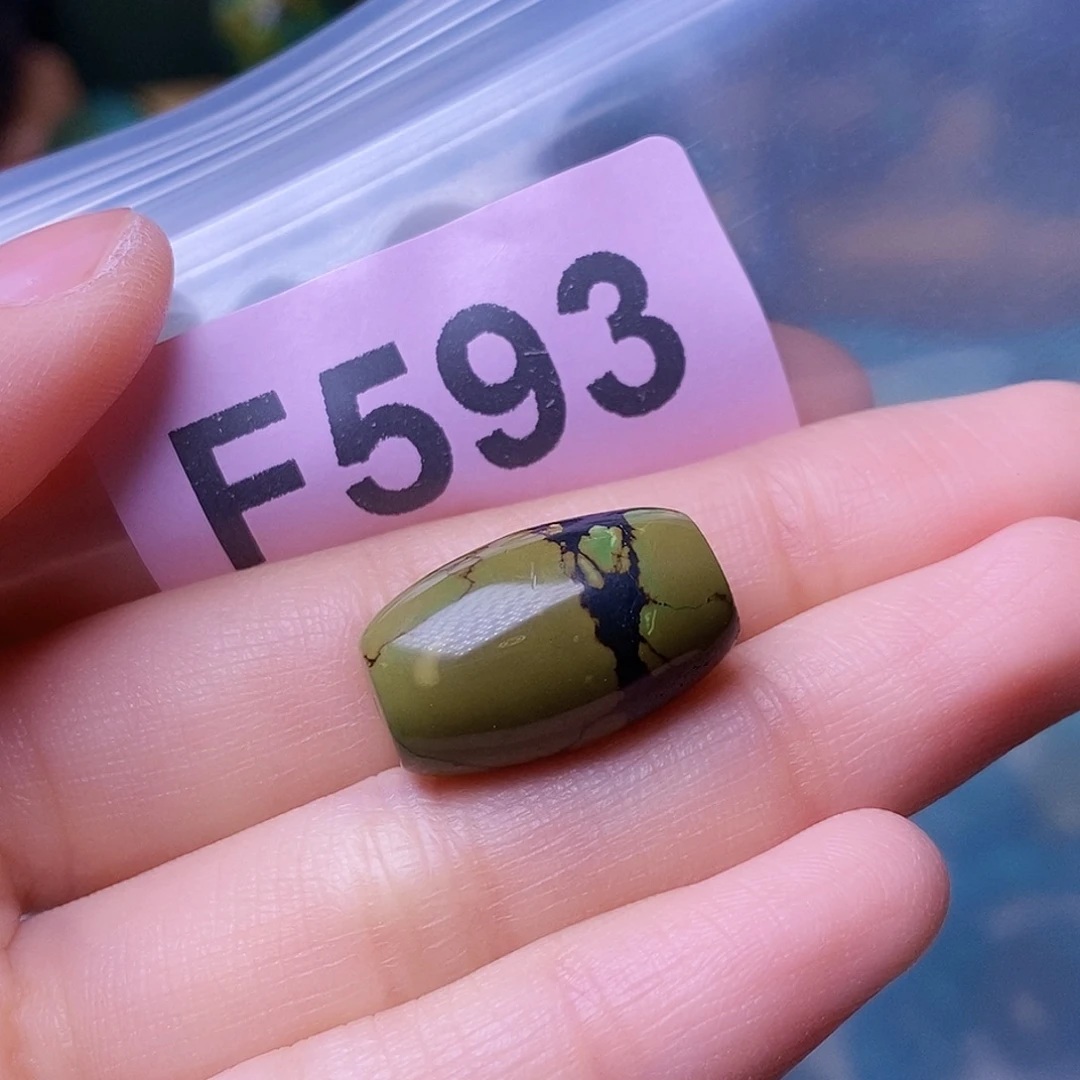 十堰原生态绿石头特色手工配饰