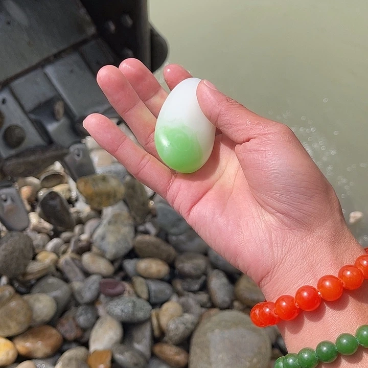 未镶嵌和田玉（糖玉）珠宝奇石