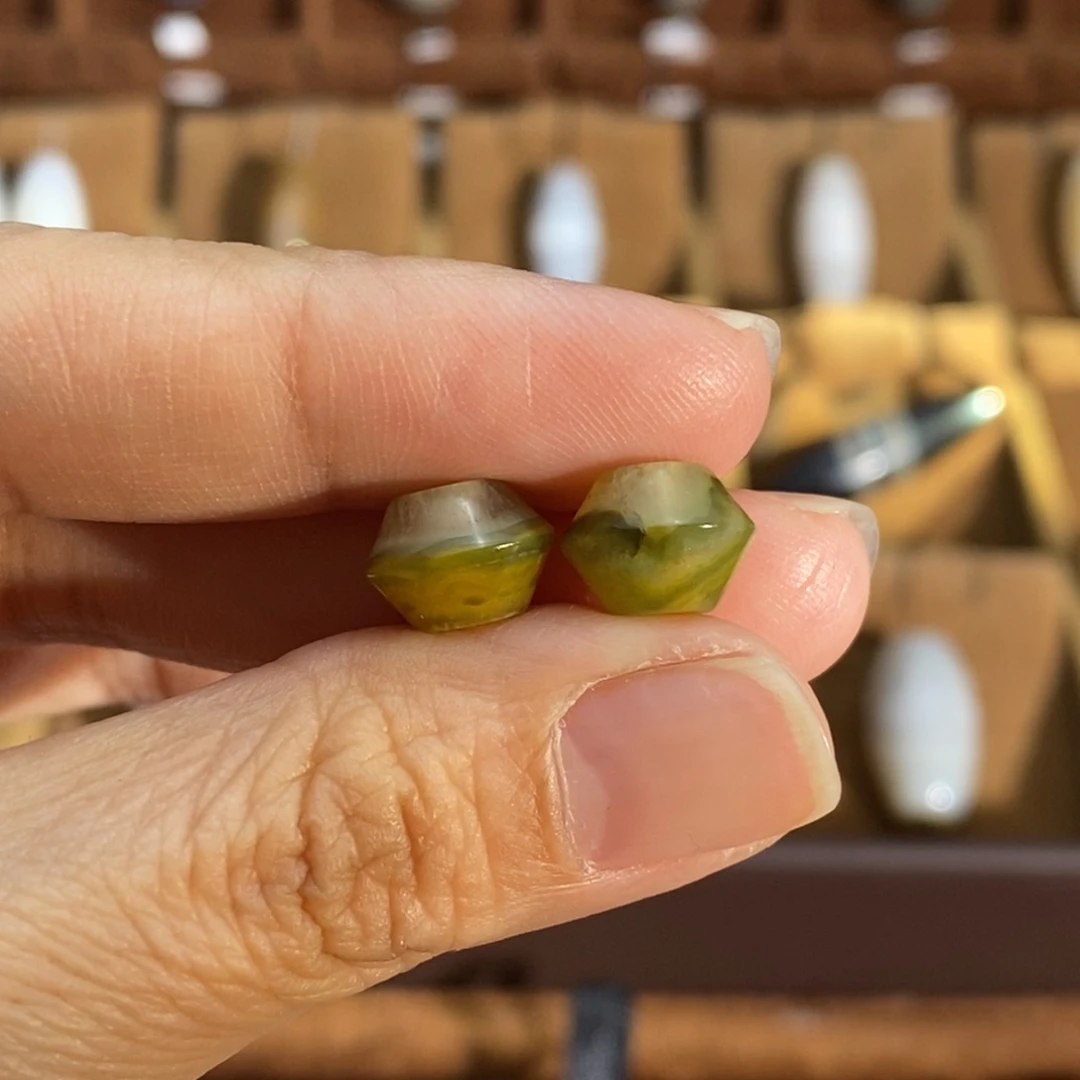 玛瑙/玉髓颈饰合金