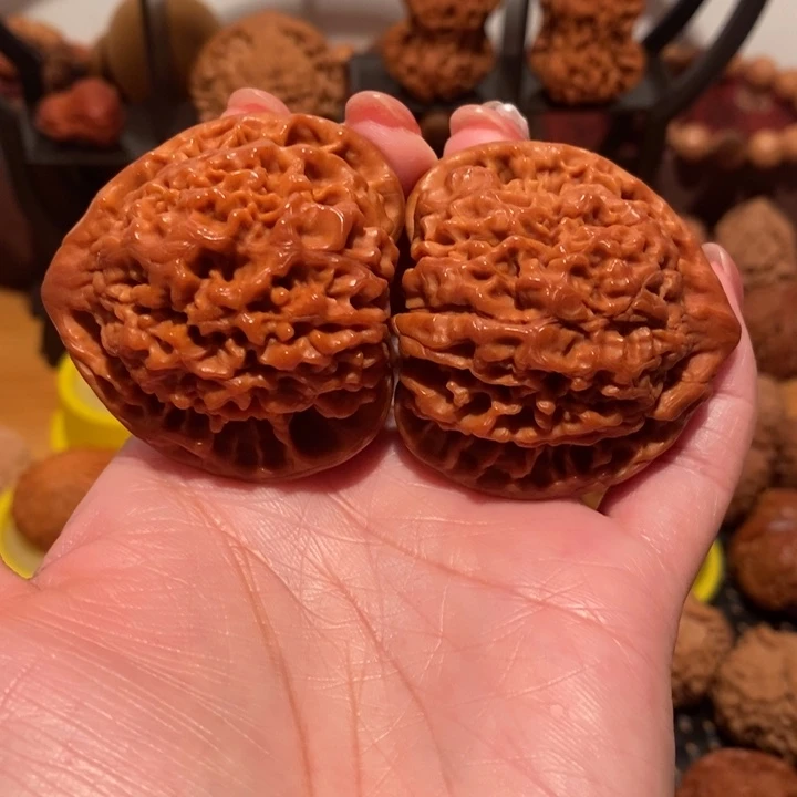 ****u文玩核桃吊坠官帽