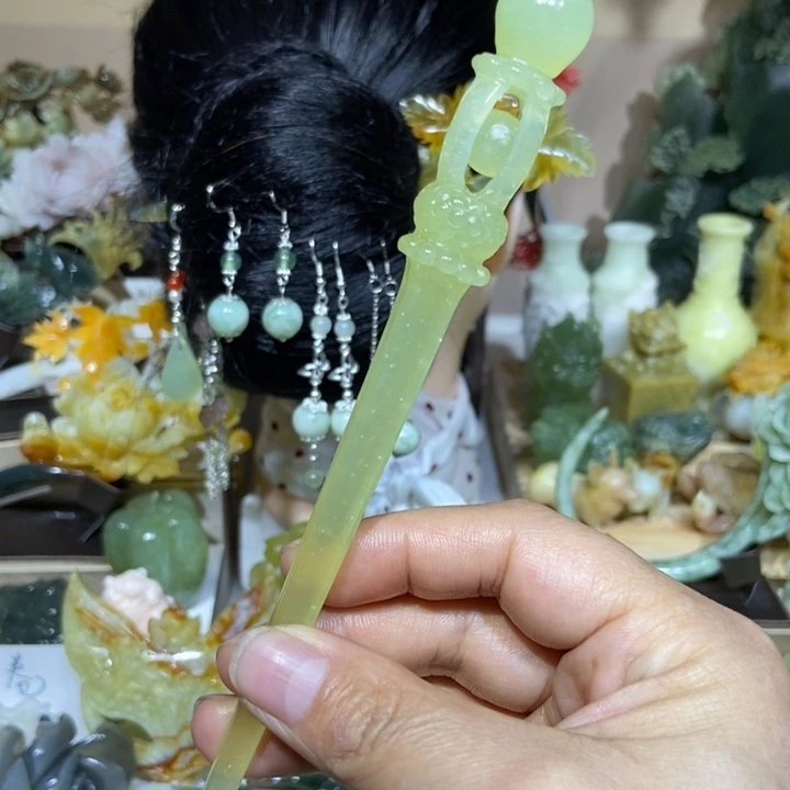 蛇纹石玉未镶嵌发饰