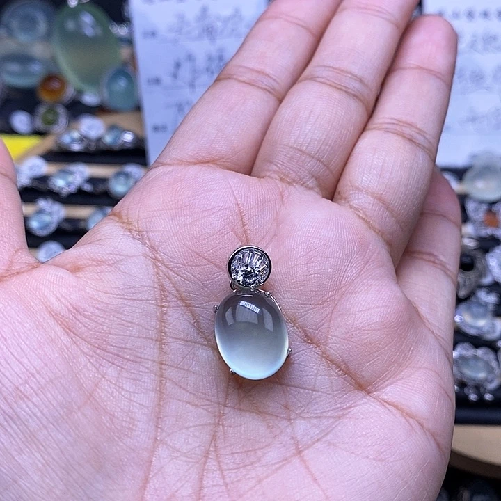 岫玉银S925镶嵌颈饰琨*