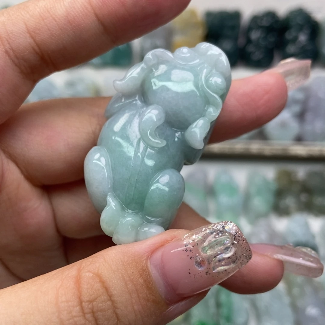 吊坠(赠链)未镶嵌翡翠