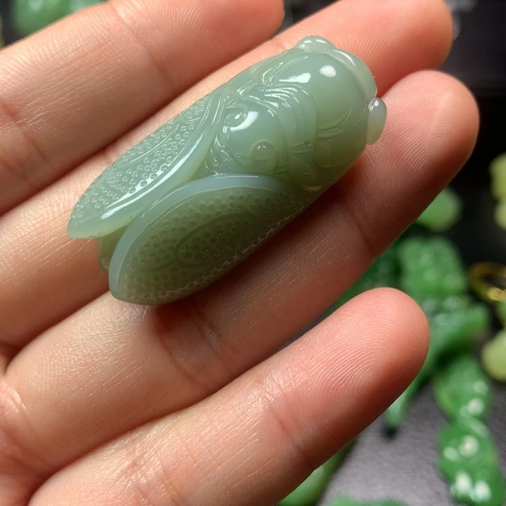 骨***家颈饰未镶嵌和田玉