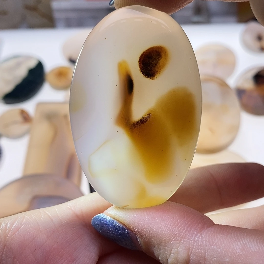 未镶嵌玛瑙/玉髓珠宝奇石