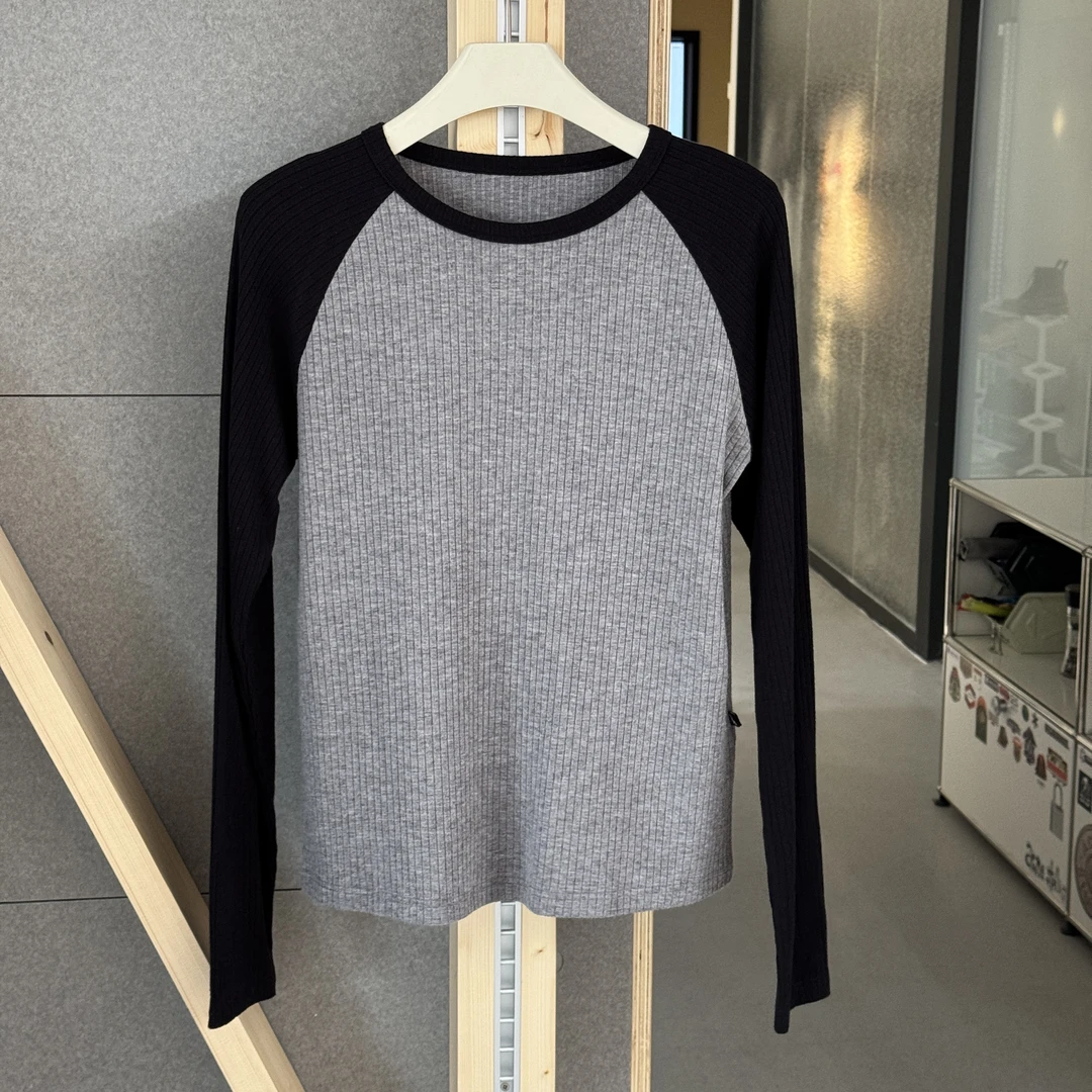 琴仔 黑灰撞色弹力坑条圆领打底长袖T恤 Z1181