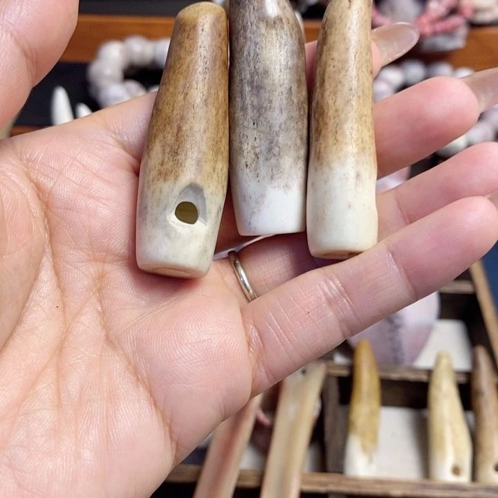 鹿骨把件雪*涯养殖鹿鹿角口稍手把件