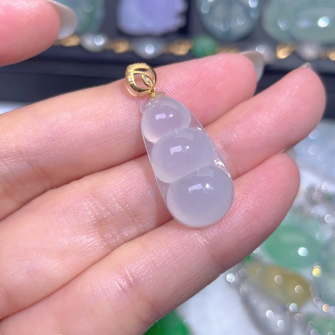 颈饰18K金镶嵌翡翠翡翠