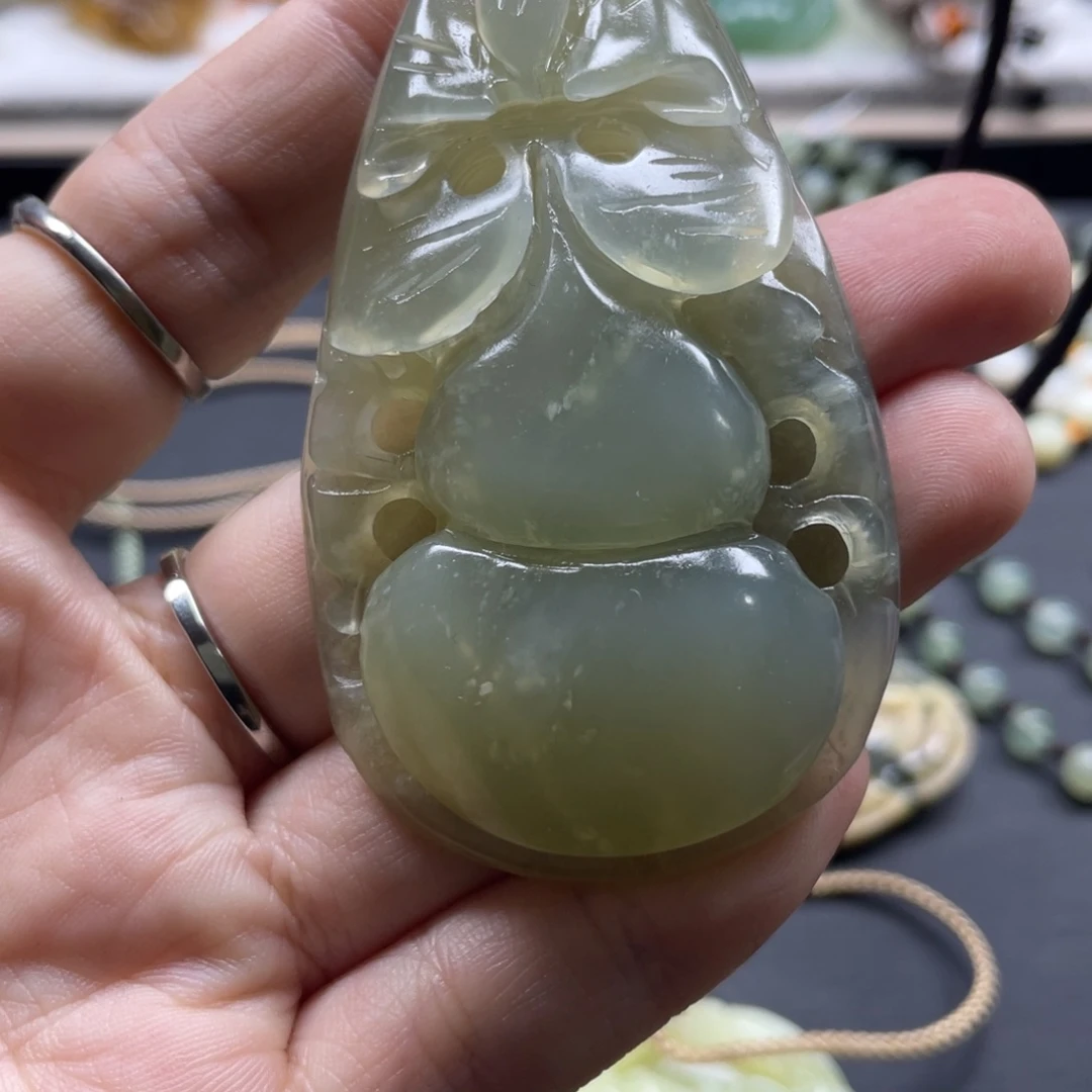 蛇纹石玉手串未镶嵌