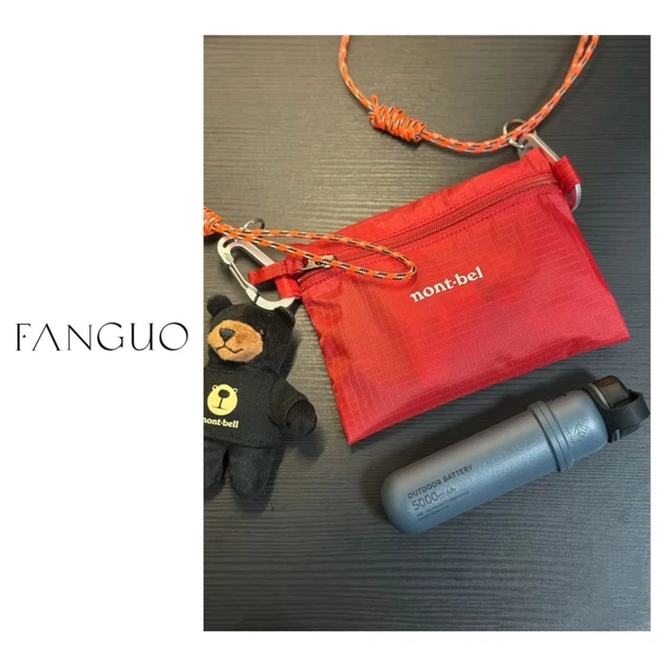 日本户外montbe* 多巴胺穿搭点睛之笔！三防小手袋斜挎手机包30776