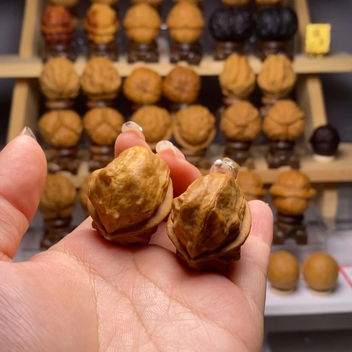 文玩核桃吊坠33甲壳虫Y46