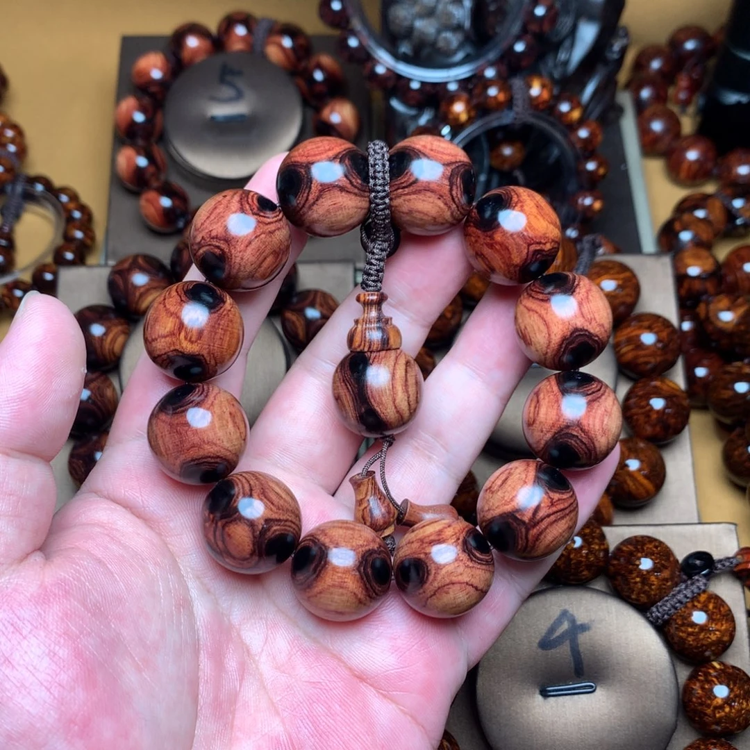 黄花梨/降香黄檀2.0鬼脸对眼