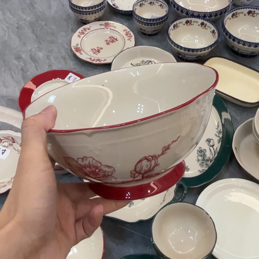 陶瓷微瑕餐具介意勿拍，满18飞！